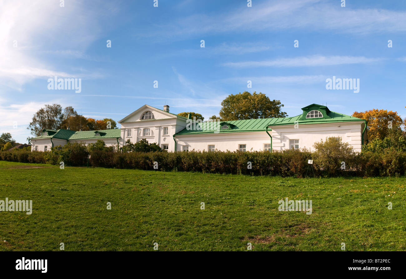 Leo tolstoy house hires stock photography and images Alamy